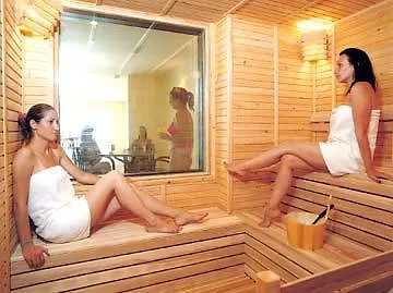 Отель Coastlight 4*